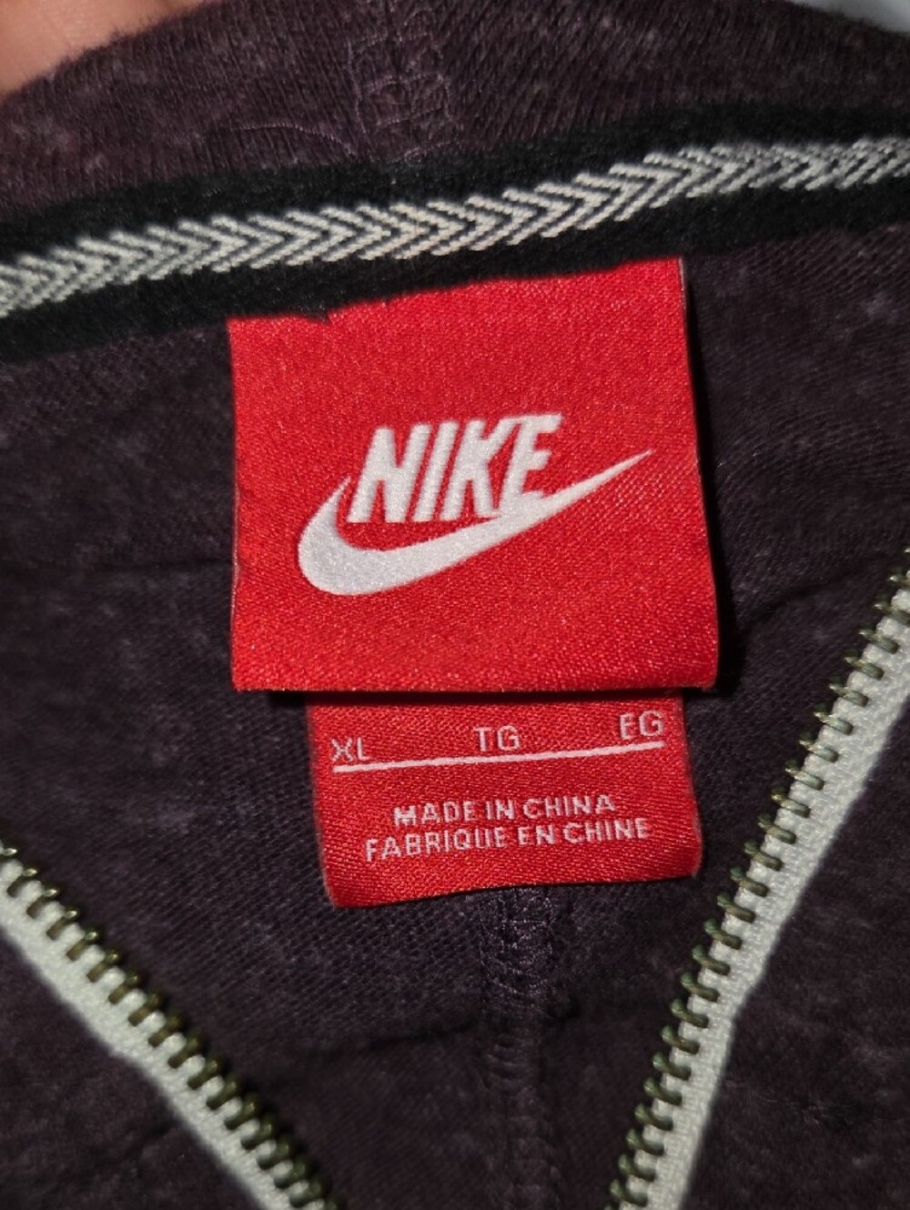 Nike Plum Full-Zip Hoodie with White Logo - Picture 3 of 3